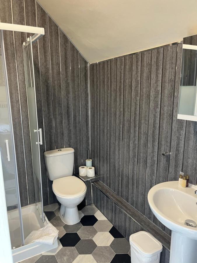 Chalet Poachers Pocket Seaview Bacton (Norfolk)