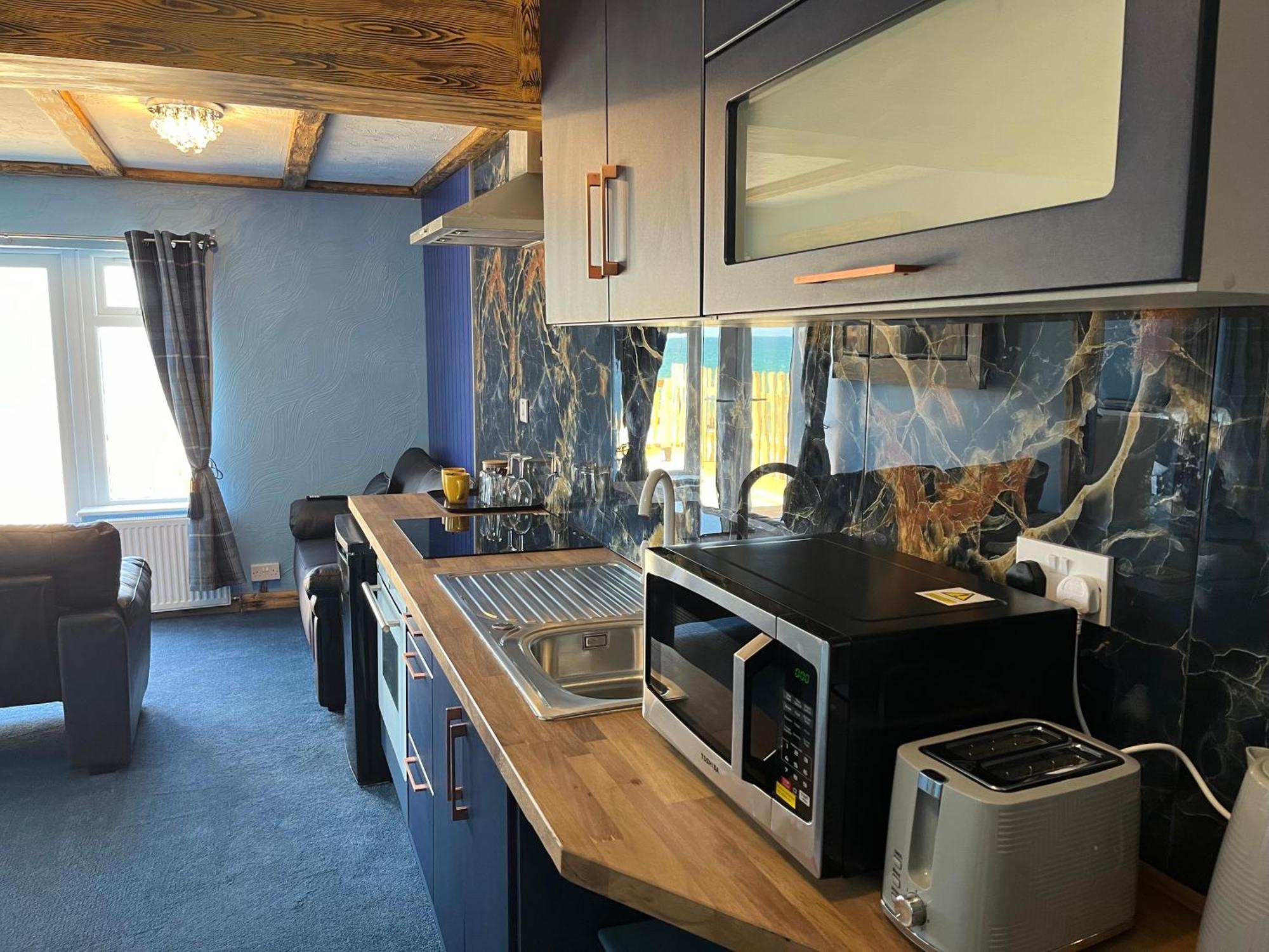 Poachers Pocket Seaview Chalet