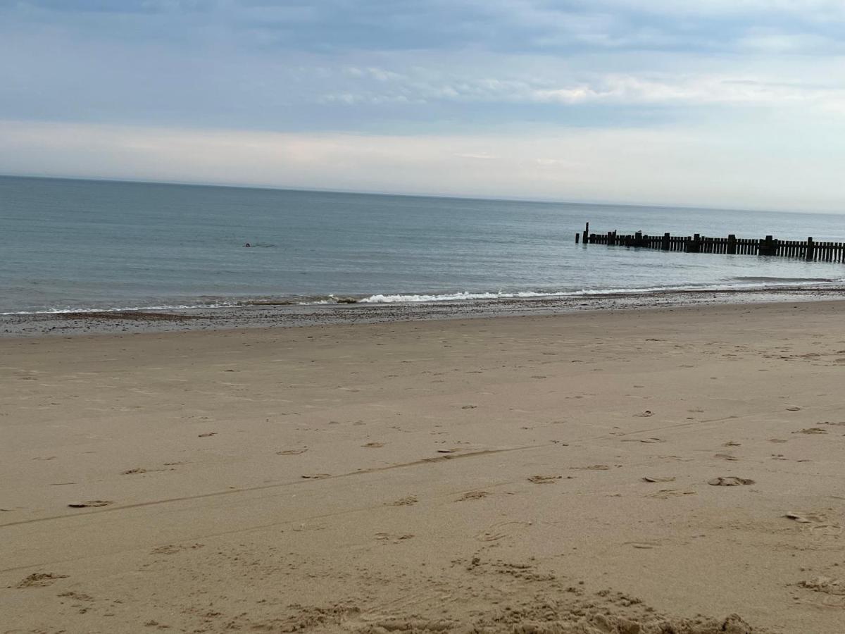 Chalet Poachers Pocket Seaview *