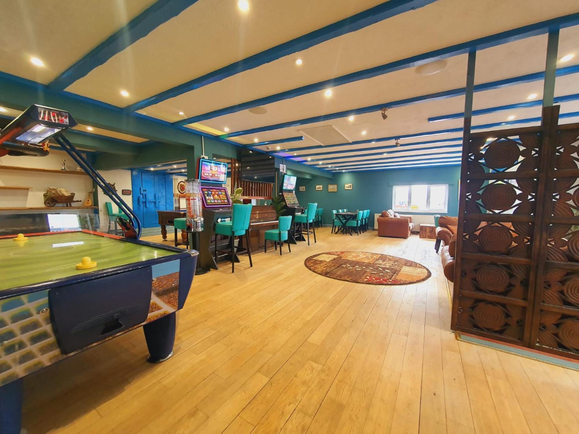 Chalet Poachers Pocket Seaview *